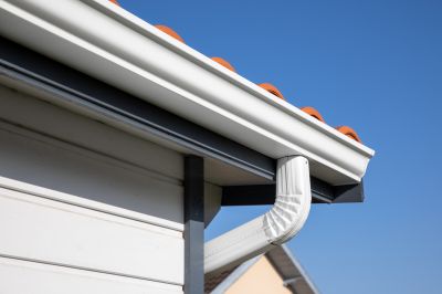 Seamless Metal Gutter Installation